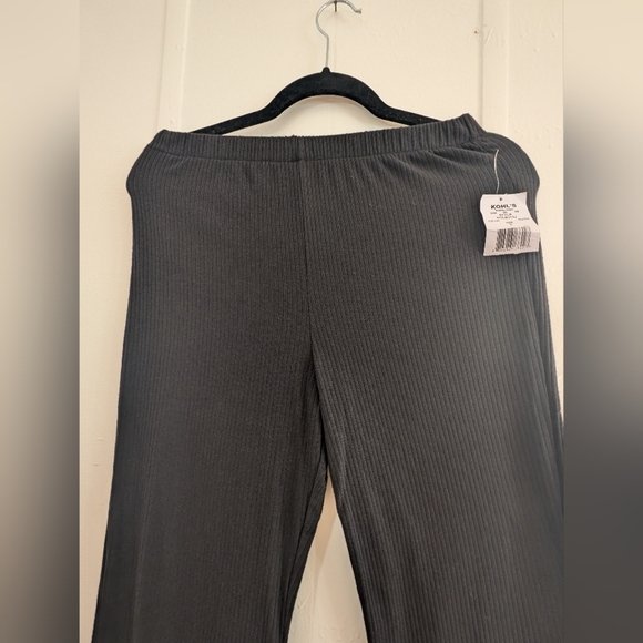 🛍️4 For $15🛍️Live To Be Spoiled Women's Wide Leg Pants in Black - Picture 7 of 9